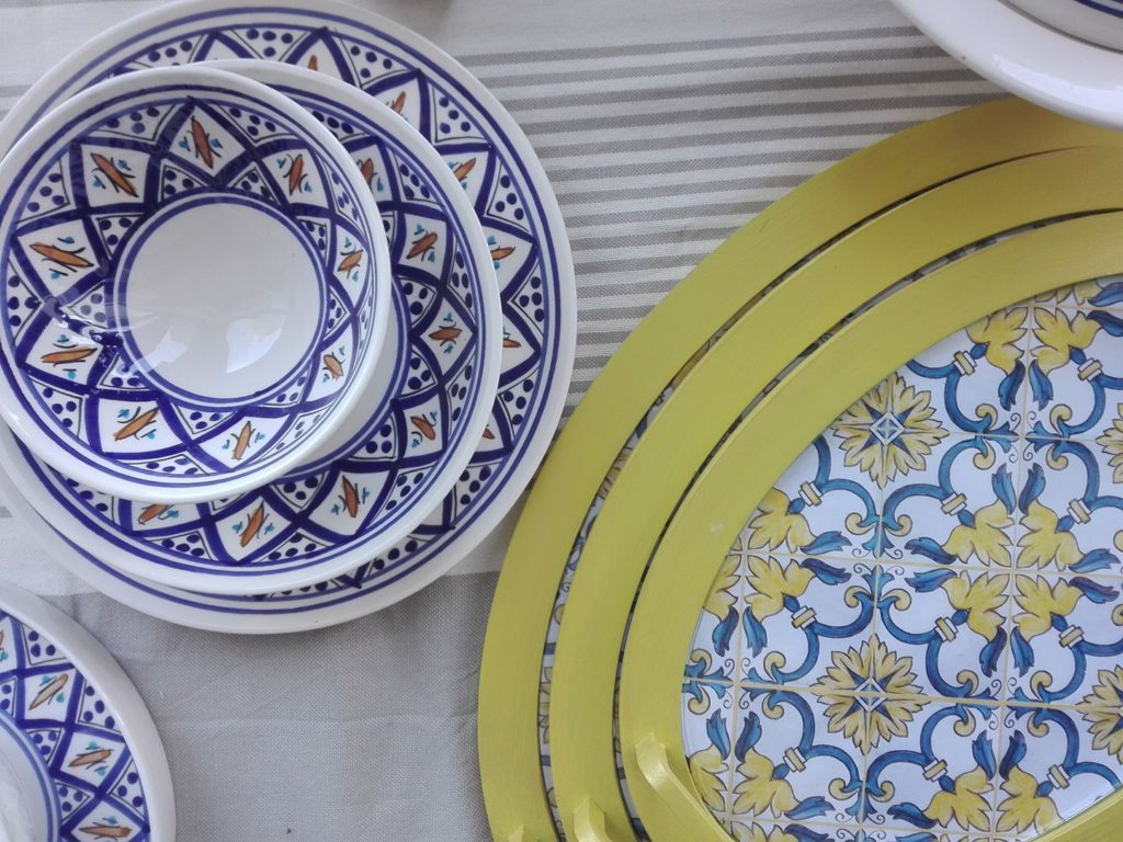 ceramique tunisienne et art de la table de clustre nabeul