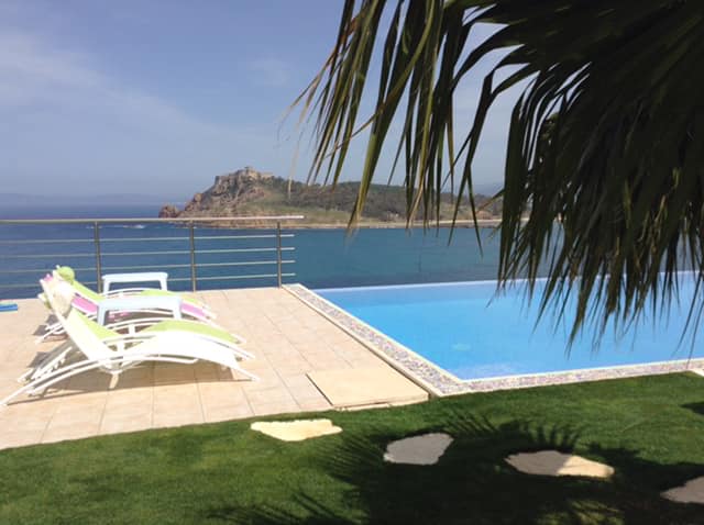 maison d'hôte et piscine de luxe en Tunisie